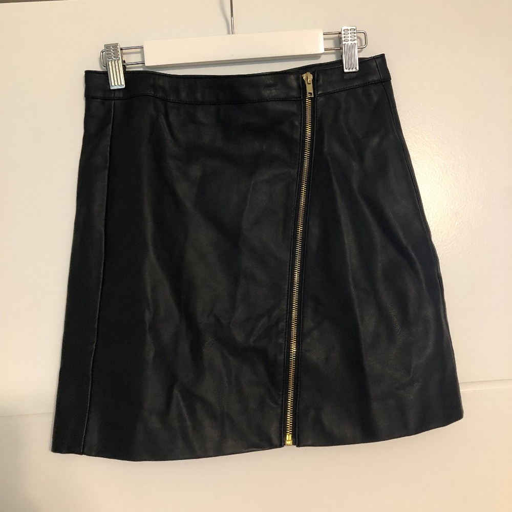 Gianni Bini faux leather skirt
